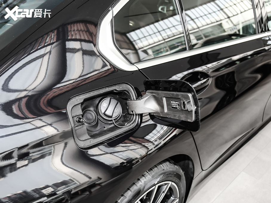 2021R3ϵ 325Li M\b