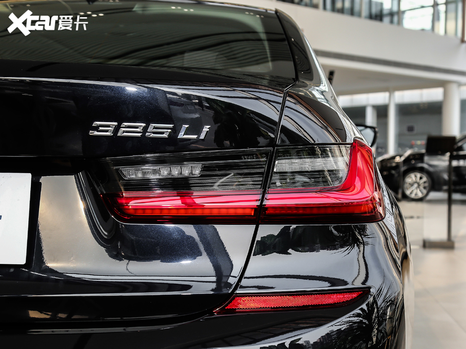 2021R3ϵ 325Li M\b