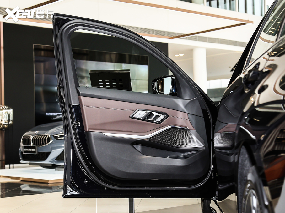 2021R3ϵ 325Li M\b