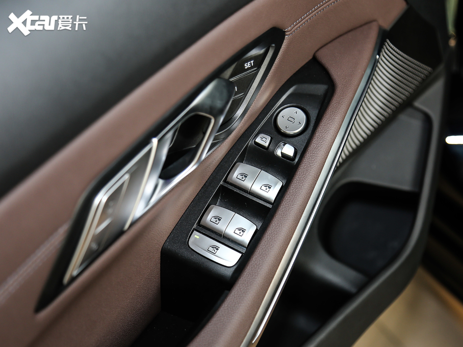 2021R3ϵ 325Li M\(yn)(dng)b