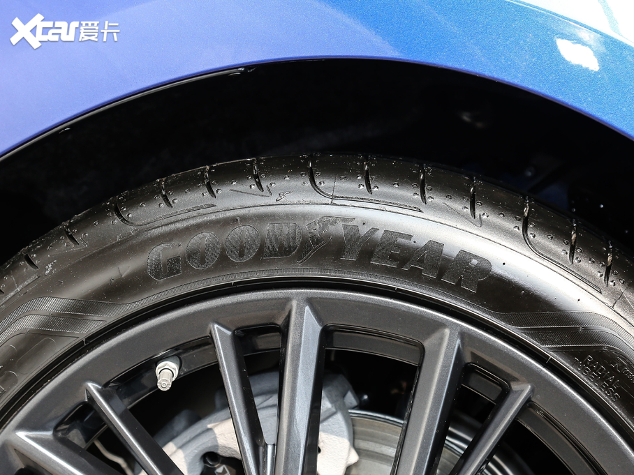 2021R3ϵ 325Li M\ҹb