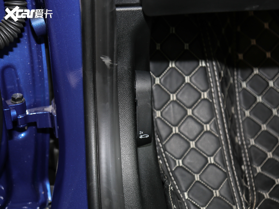 2021R3ϵ 325Li M\ҹb