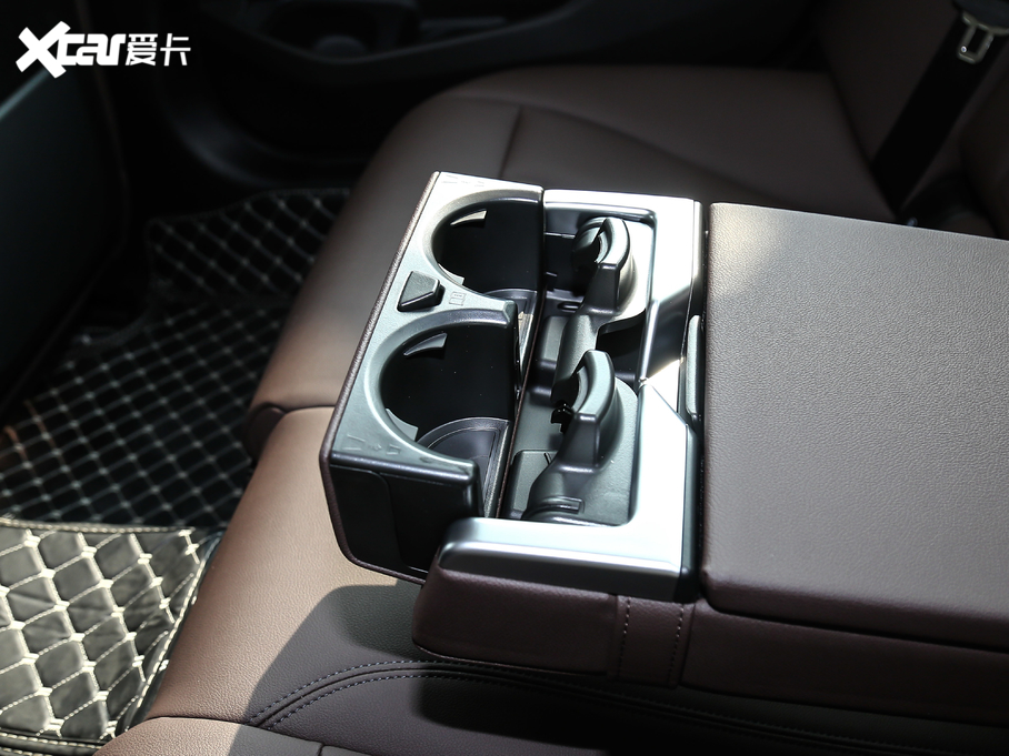 2021R3ϵ 325Li M\ҹb