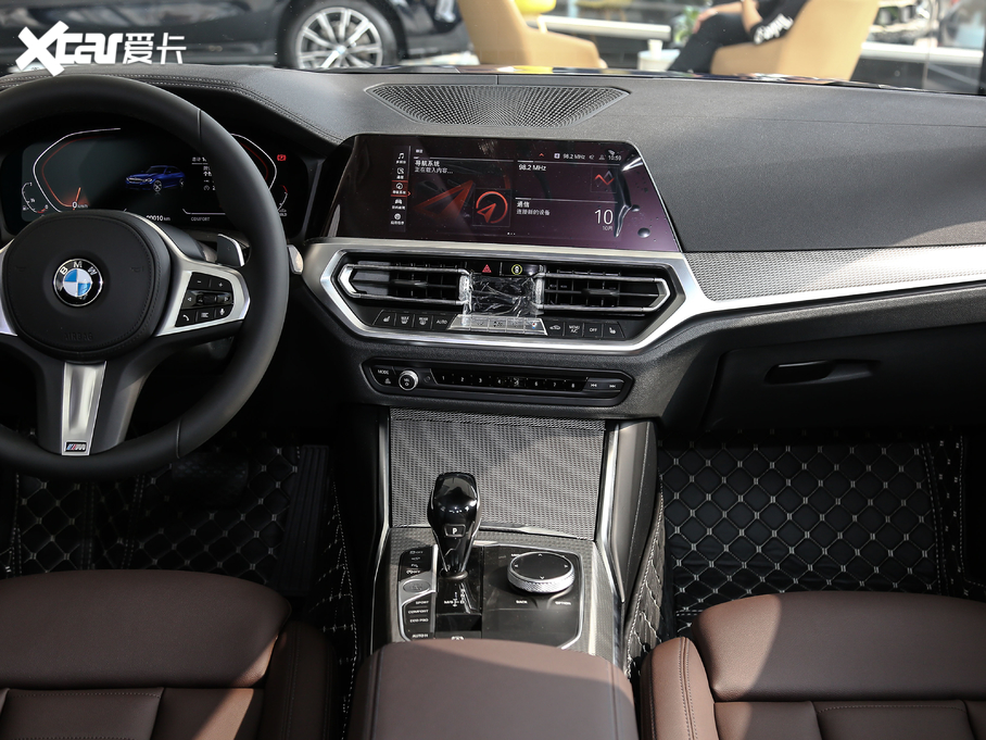 2021R3ϵ 325Li M\ҹb