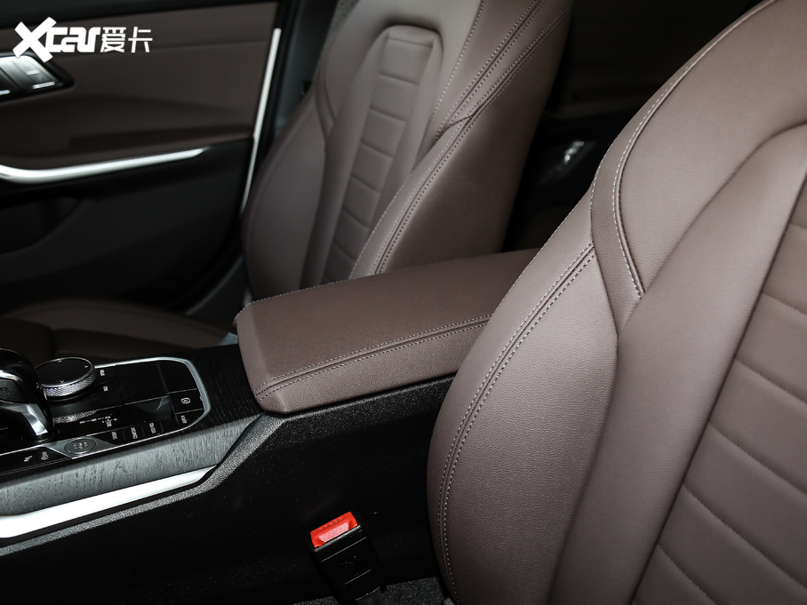 2021��R3ϵ 325i M�\�����b 