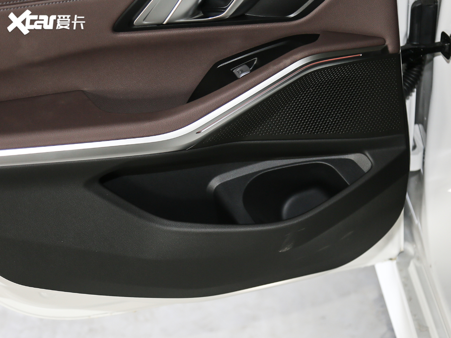 2021��R3ϵ 325i M�\(y��n)��(d��ng)���b 