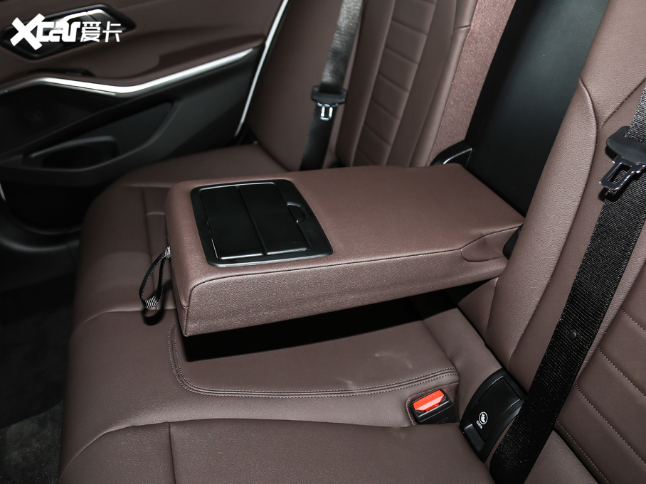 2021��R3ϵ 325i M�\(y��n)��(d��ng)���b 