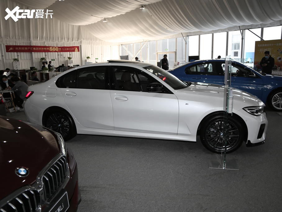 2021R3ϵ 325i M\ҹb