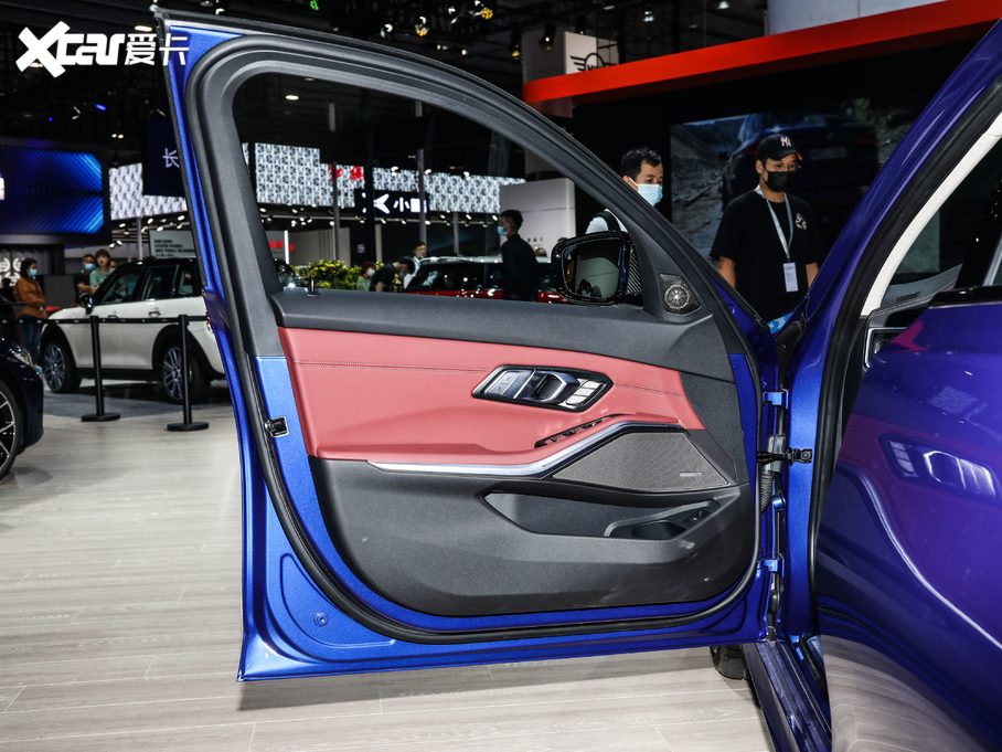 2021��R3ϵ 330Li M Performance