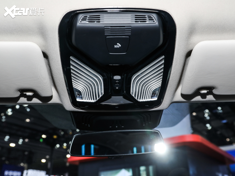 2021��R3ϵ 330Li M Performance