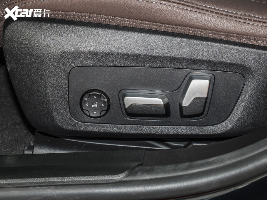 2021R3ϵ 320Li M\b