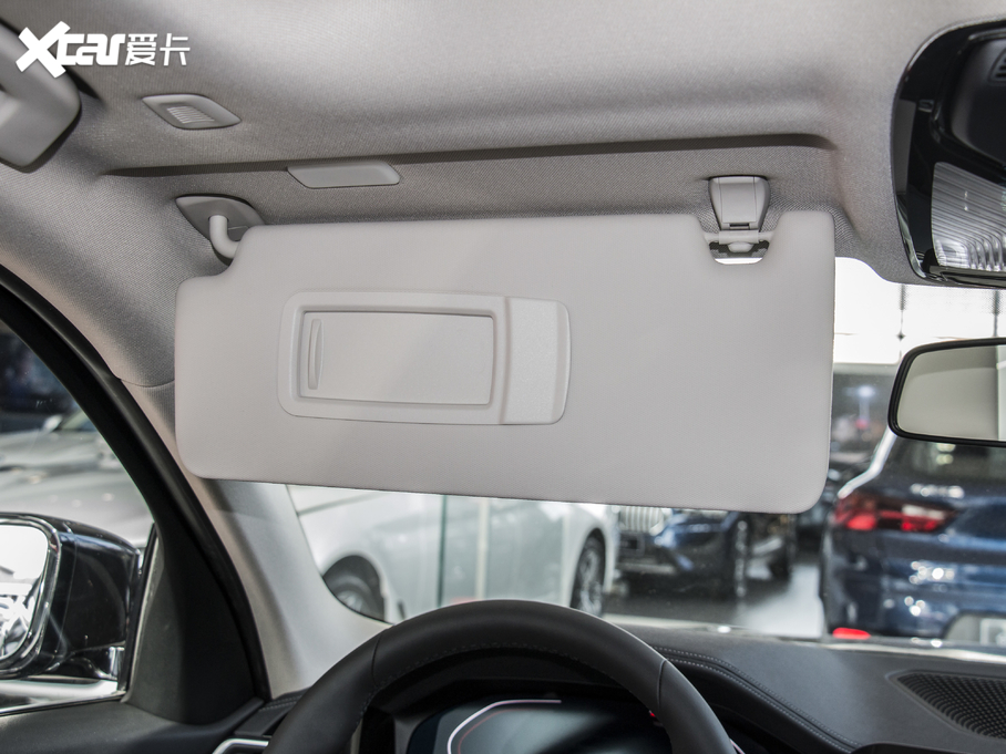 2021��R3ϵ 320Li M�\�����b