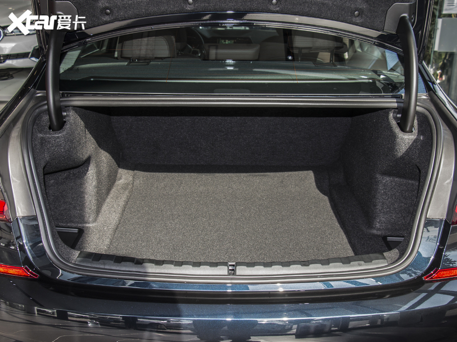 2021R3ϵ 320Li M\b