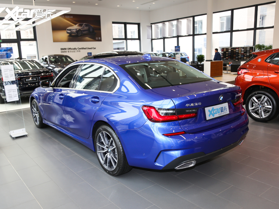 2021R3ϵ 325Li M\(yn)(dng)b