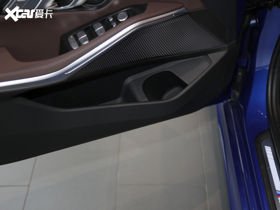 2021R3ϵ 325Li M\(yn)(dng)b