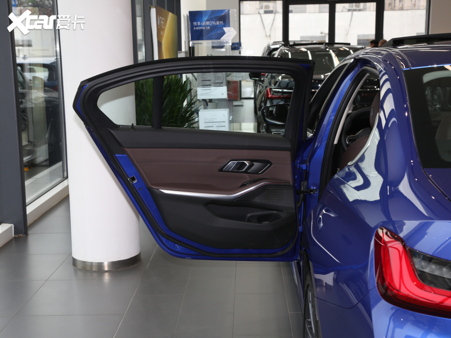 2021R3ϵ 325Li M\b