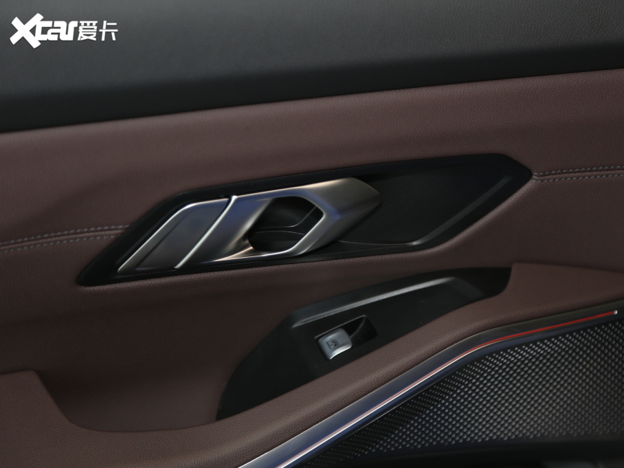 2021R3ϵ 325Li M\(yn)(dng)b