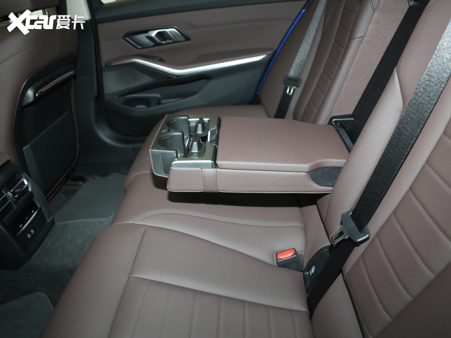 2021R3ϵ 325Li M\b