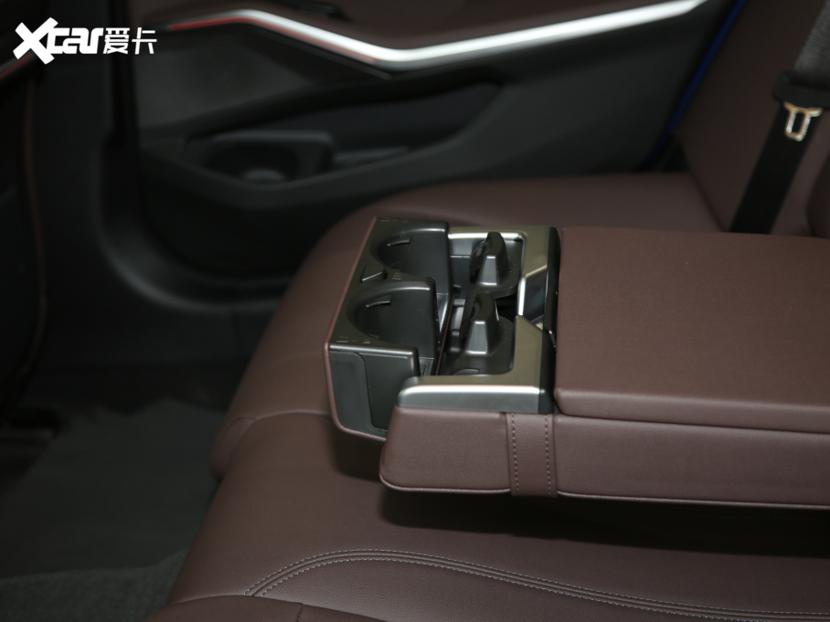 2021R3ϵ 325Li M\b