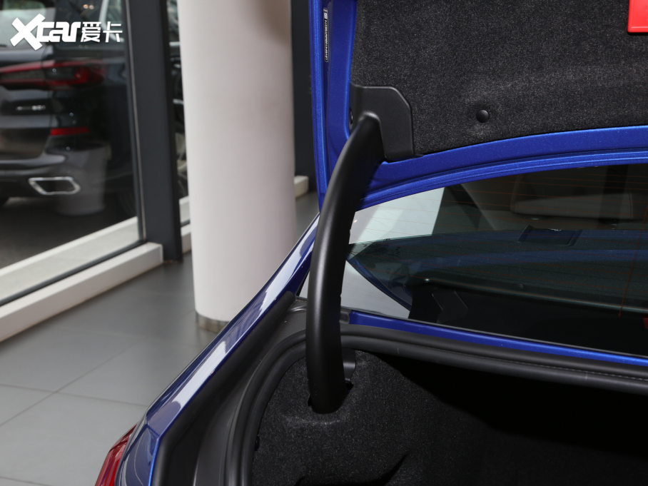 2021R3ϵ 325Li M\b