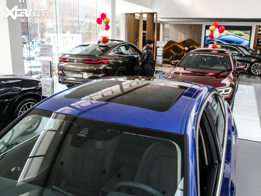 2021R3ϵ 325Li M\(yn)(dng)b