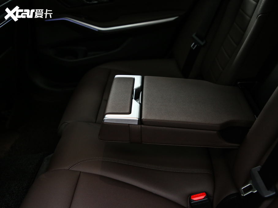 2021R3ϵ 325Li M\b