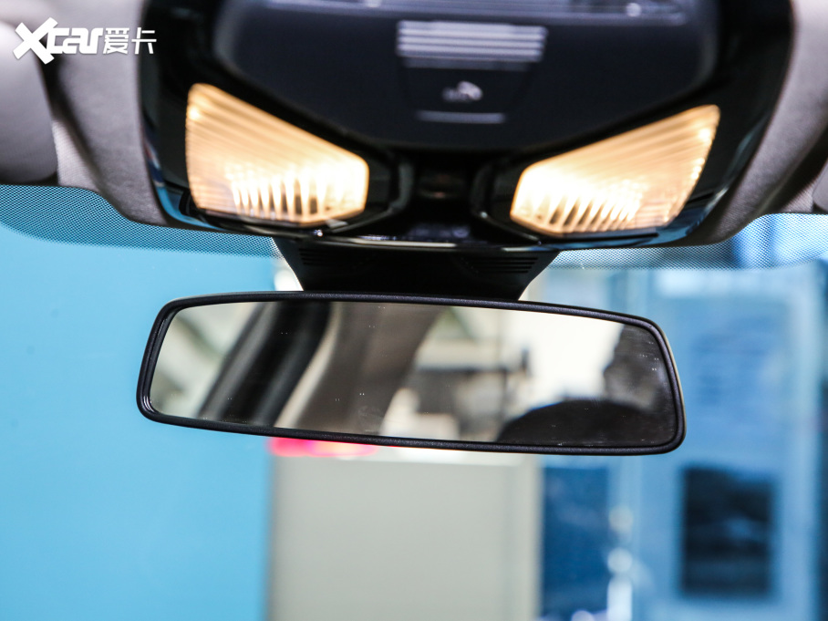 2021R3ϵ 325Li M\b