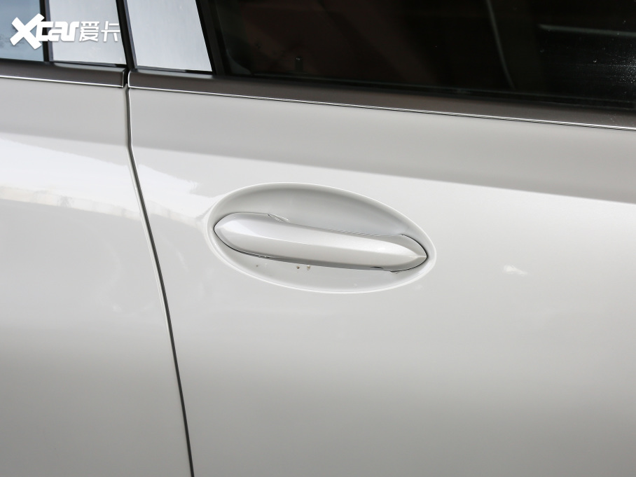 2021��R3ϵ 325Li xDrive M�\(y��n)��(d��ng)���b