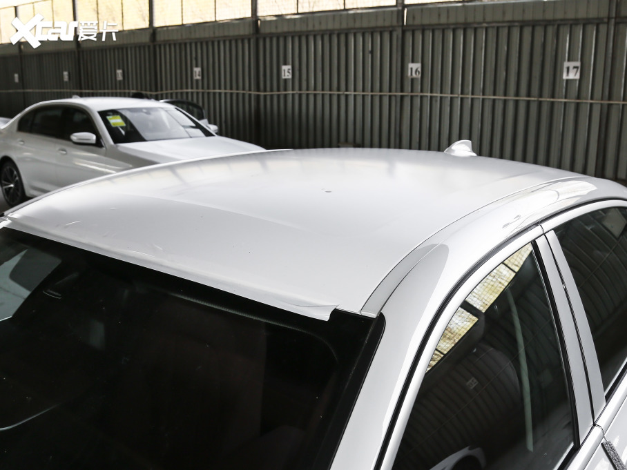 2021R3ϵ 325Li xDrive M\b