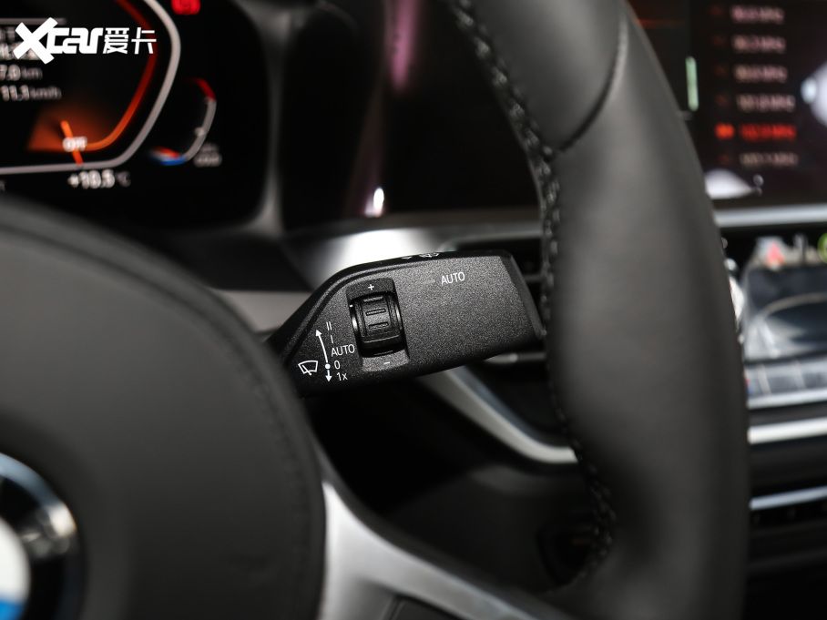 2021R3ϵ 325Li xDrive M\b