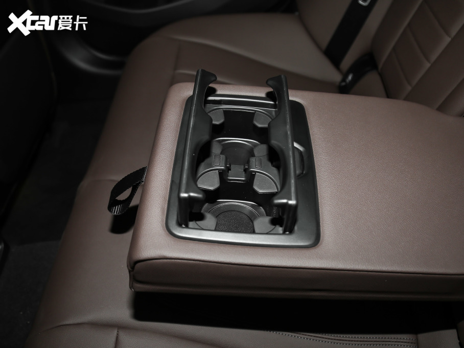 2021R3ϵ 330i M\ҹb