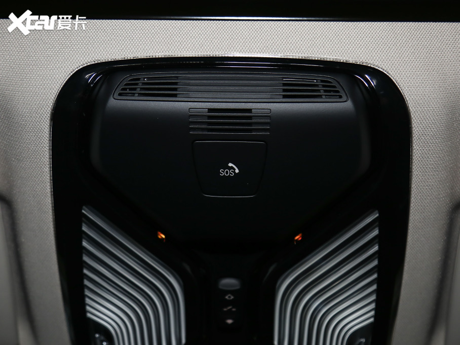 2021R3ϵ 330i M\ҹb