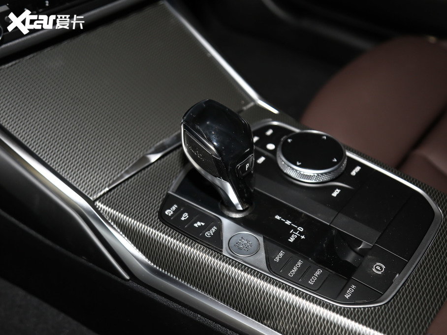 2021R3ϵ 330i M\ҹb