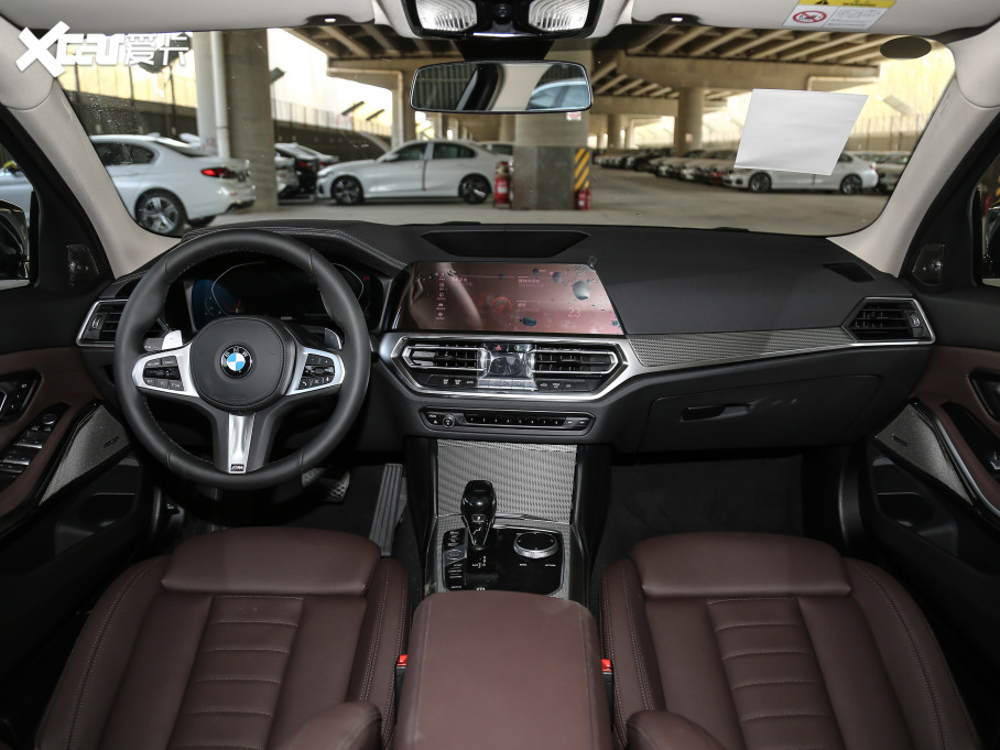 2021R3ϵ 330i M\ҹb