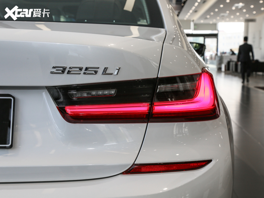 2021R3ϵ Ŀ 325Li M\b