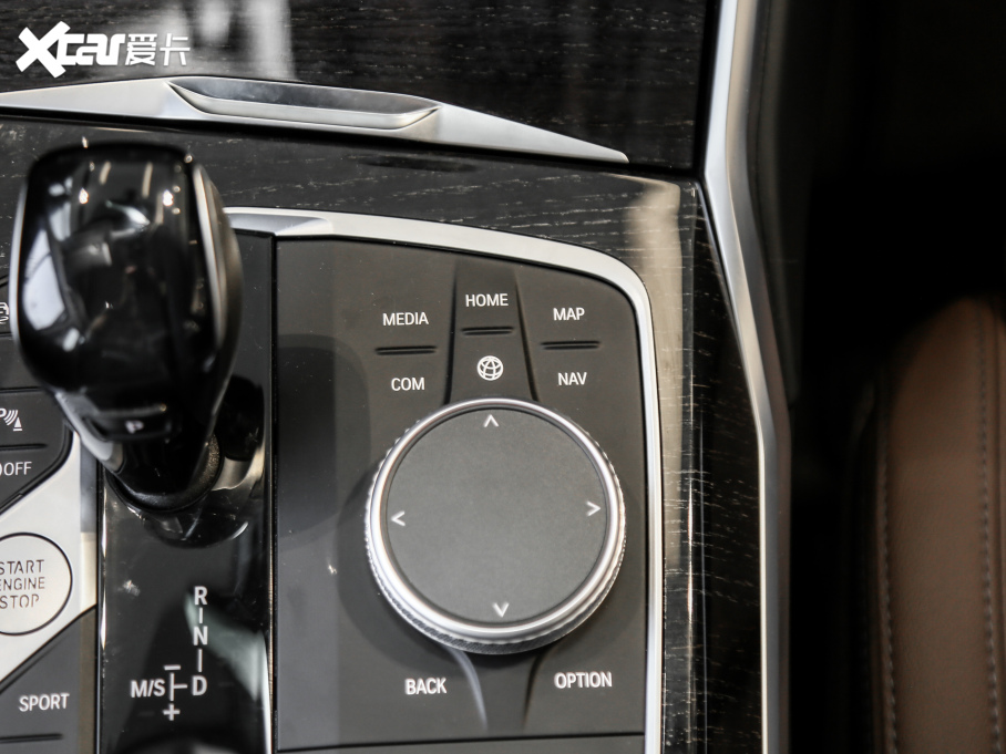 2021R3ϵ Ŀ 325Li M\b