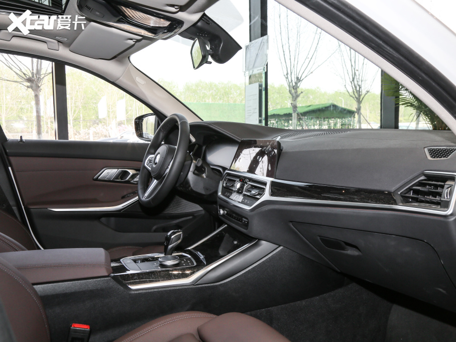 2021R3ϵ Ŀ 325Li M\b