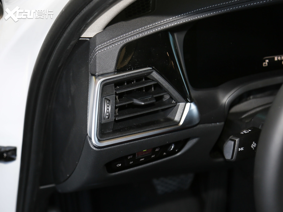 2021R3ϵ Ŀ 325Li xDrive M\b