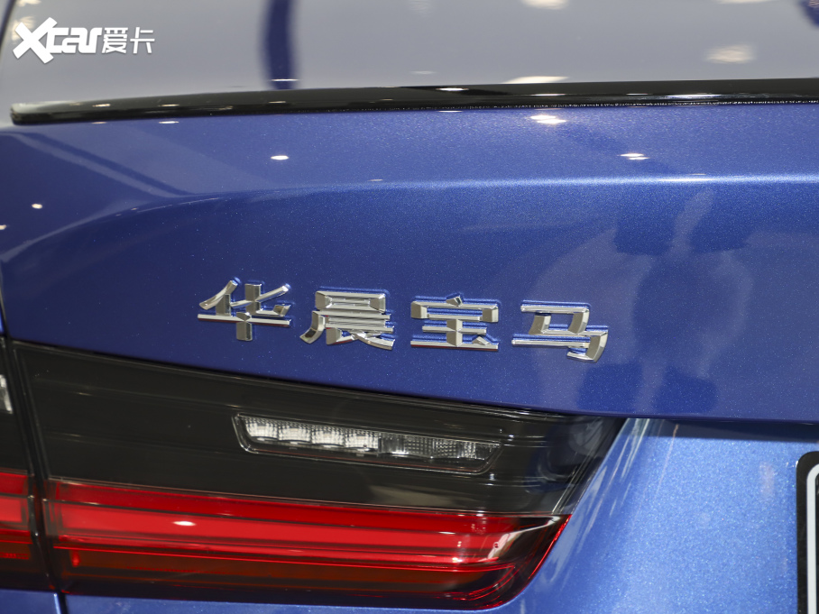 2021��R3ϵ �Ŀ� 325Li M�\(y��n)��(d��ng)��ҹ���b