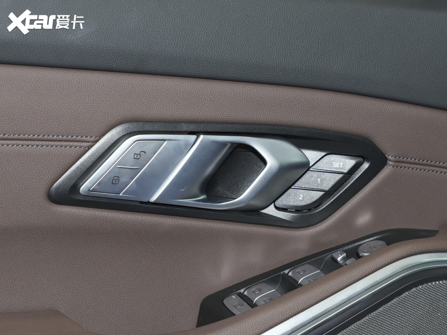 2021R3ϵ Ŀ 325Li M\ҹb