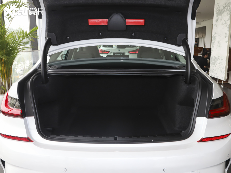 2021R3ϵ Ŀ 325i M\b