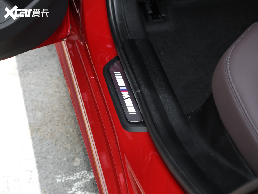 2021��R3ϵ �¿� 325Li M�\(y��n)��(d��ng)���b