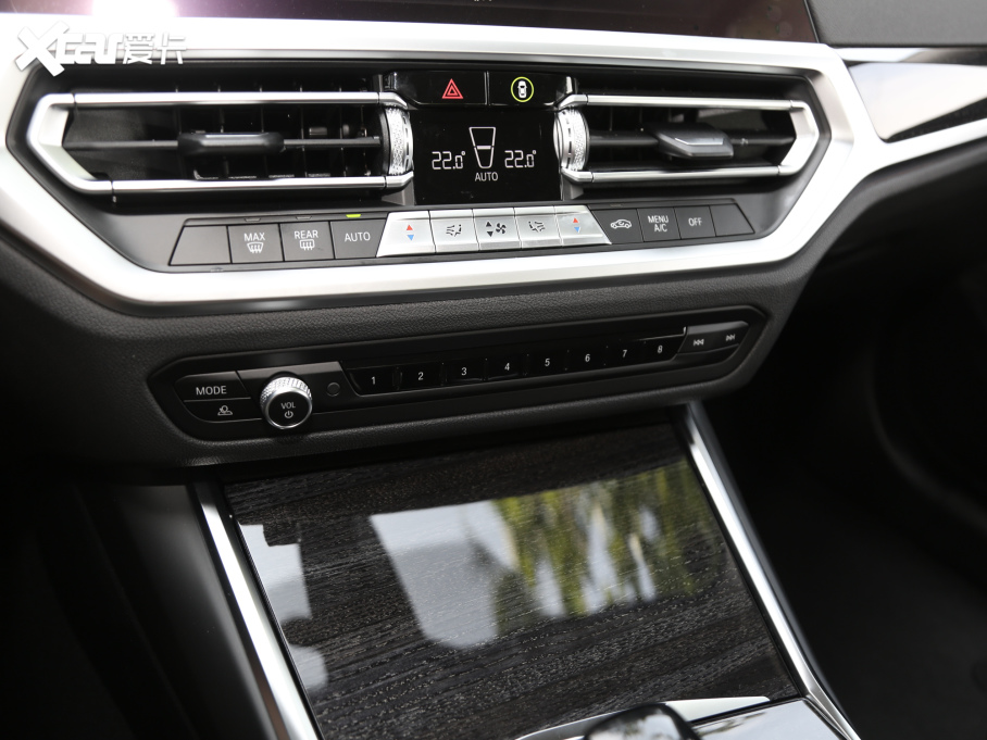 2021��R3ϵ �¿� 325Li M�\(y��n)�����b