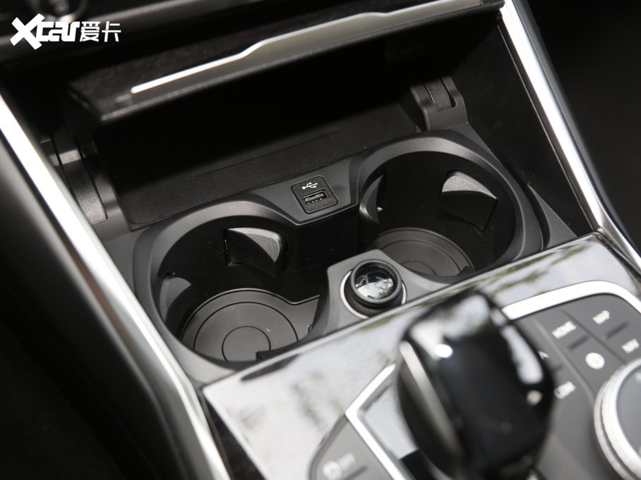 2021��R3ϵ �¿� 325Li M�\(y��n)��(d��ng)���b