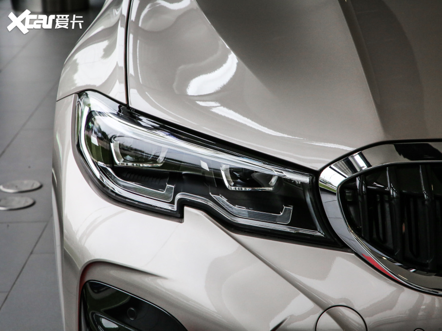 2021R3ϵ ¿ 320Li M\b