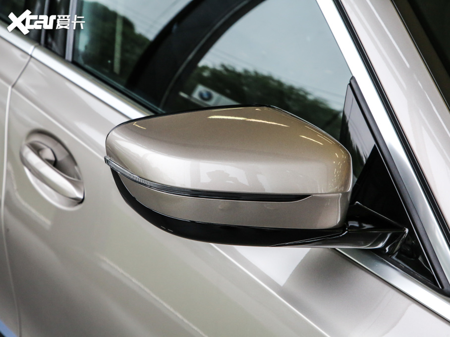 2021��R3ϵ �¿� 320Li M�\�����b