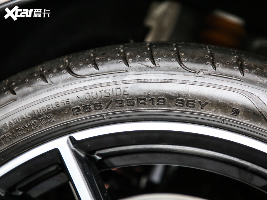 2021��R3ϵ �¿� 320Li M�\�����b