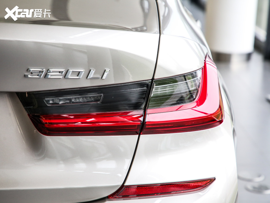 2021��R3ϵ �¿� 320Li M�\�����b