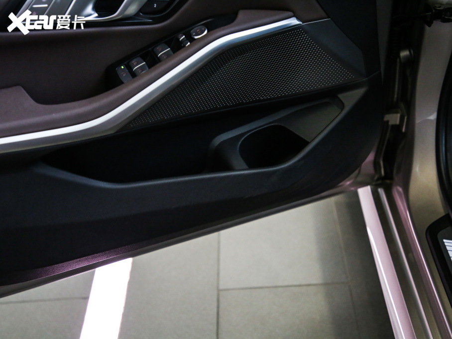 2021R3ϵ ¿ 320Li M\b