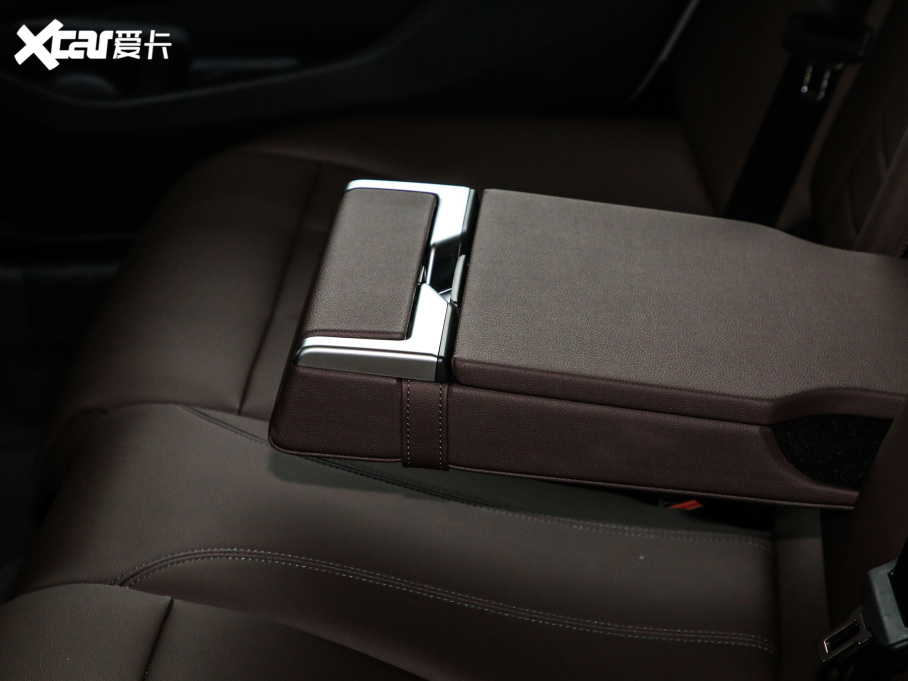 2021R3ϵ ¿ 320Li M\b